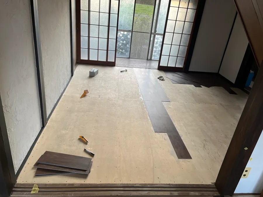 フロアタイル フロアタイル